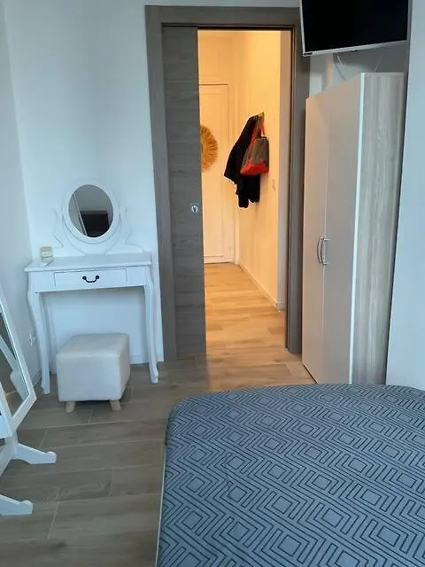 Aux Portes De La Principaute Roquebrune-Cap-Martin 0*,  Franciaország